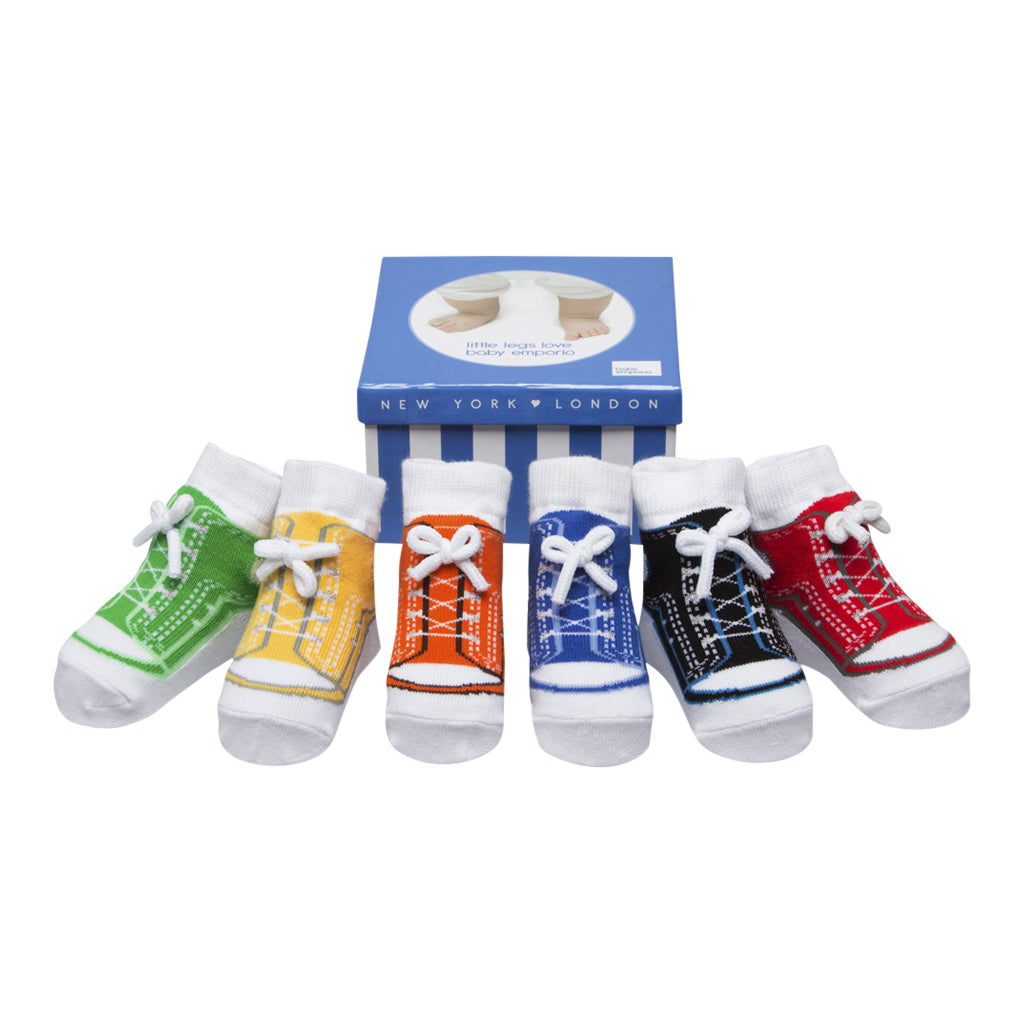 Baby gift box with sneaker socks that look like shoes with faux shoe laces and anti-slip soles